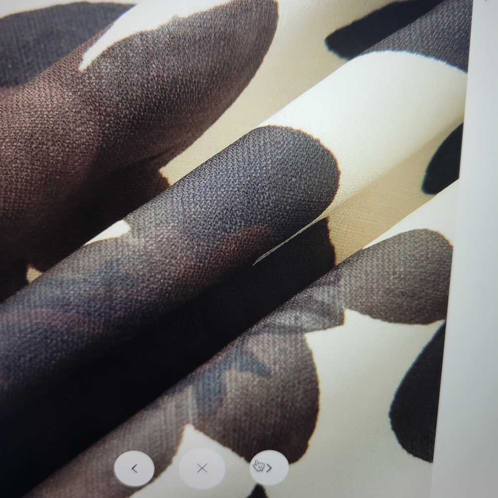 Commense Black and Cream Floral Maxi Dress - Picture 6 of 6